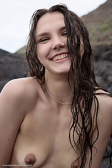 ella bonita